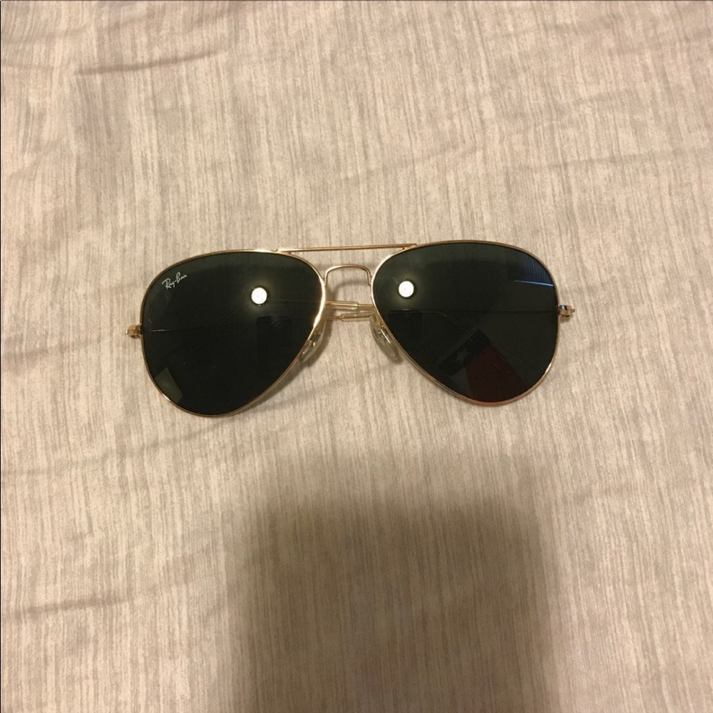 Practically brand new Ray-Ban Aviators